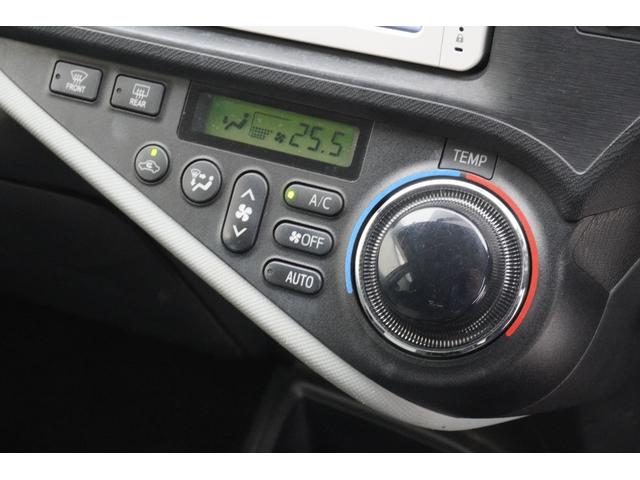 アクア Ｓ　ＥＴＣ　バックカメラ　ナビ　スマートキー　電動格納ミラー　ＣＶＴ　衝突安全ボディ　ＡＢＳ　ＥＳＣ　エアコン　パワーステアリング　パワーウィンドウ（14枚目）