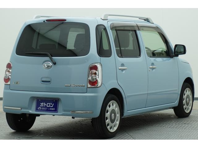 ミラココア ココアプラスＸ　ナビ　ＴＶ　スマートキー　アイドリングストップ　電動格納ミラー　ベンチシート　ＣＶＴ　盗難防止システム　ＡＢＳ　ＣＤ　ＵＳＢ　ルーフレール　衝突安全ボディ　エアコン　パワーステアリング（4枚目）