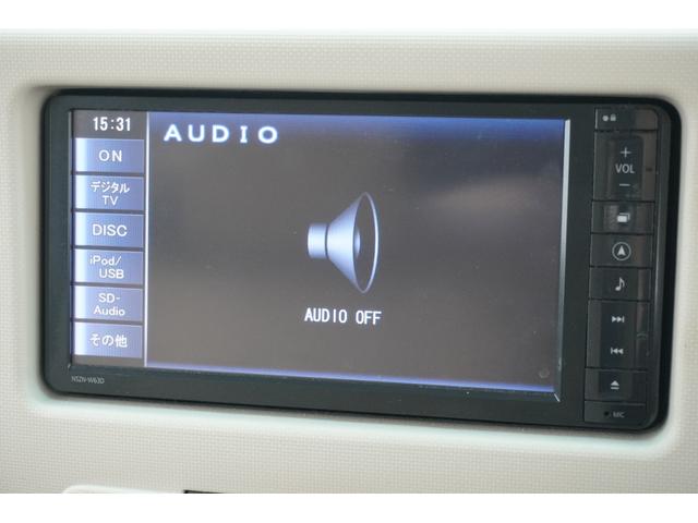 ミラココア ココアプラスＸ　ナビ　ＴＶ　スマートキー　アイドリングストップ　電動格納ミラー　ベンチシート　ＣＶＴ　盗難防止システム　ＡＢＳ　ＣＤ　ＵＳＢ　ルーフレール　衝突安全ボディ　エアコン　パワーステアリング（13枚目）