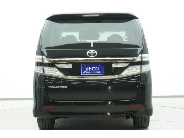 ヴェルファイア ２．４Ｚ　ＥＴＣ　バックカメラ　ＴＶ　両側電動スライドドア　オートライト　ＨＩＤ　スマートキー　電動格納ミラー　後席モニター　３列シート　ＣＶＴ　アルミホイール　ＣＤ　ＤＶＤ再生　ＵＳＢ　Ｂｌｕｅｔｏｏｔｈ（5枚目）