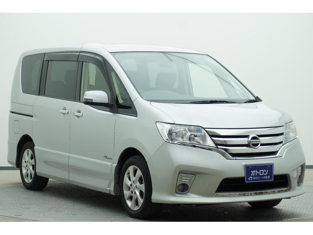 セレナ ハイウェイスター　Ｓ－ハイブリッド　ＥＴＣ　バックカメラ　オートクルーズコントロール　両側電動スライドドア　スマートキー　アイドリングストップ　３列シート　ウォークスルー　ＣＶＴ　アルミホイール　ＣＤ　ＤＶＤ再生　ＵＳＢ（3枚目）