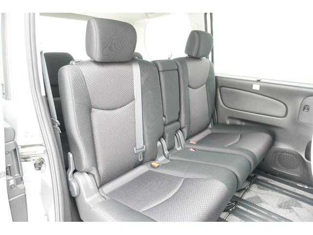 セレナ ハイウェイスター　Ｓ－ハイブリッド　ＥＴＣ　バックカメラ　オートクルーズコントロール　両側電動スライドドア　スマートキー　アイドリングストップ　３列シート　ウォークスルー　ＣＶＴ　アルミホイール　ＣＤ　ＤＶＤ再生　ＵＳＢ（8枚目）