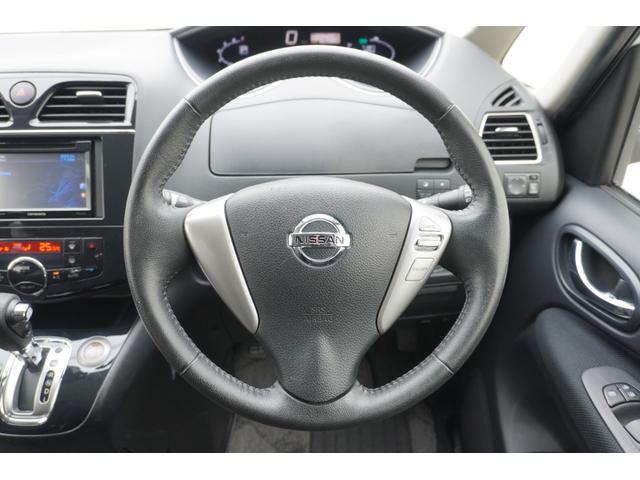 セレナ ハイウェイスター　Ｓ－ハイブリッド　ＥＴＣ　バックカメラ　オートクルーズコントロール　両側電動スライドドア　スマートキー　アイドリングストップ　３列シート　ウォークスルー　ＣＶＴ　アルミホイール　ＣＤ　ＤＶＤ再生　ＵＳＢ（11枚目）