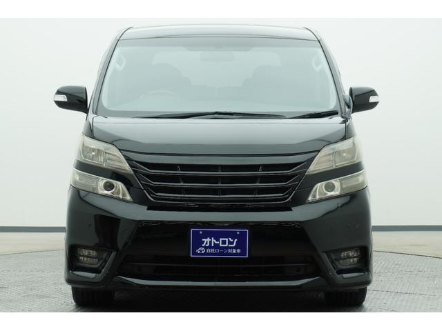 ヴェルファイア ２．４Ｚ　プラチナセレクションＩＩ　４ＷＤ　ＥＴＣ　バックカメラ　ナビ　ＴＶ　クリアランスソナー　両側電動スライドドア　ＨＩＤ　電動リアゲート　スマートキー　後席モニター　３列シート　ＣＶＴ　アルミホイール　ＣＤ　ＤＶＤ再生（2枚目）