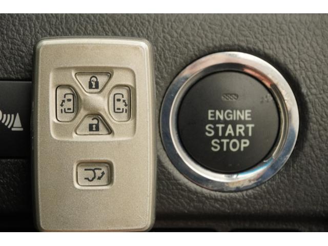 ヴェルファイア ２．４Ｚ　プラチナセレクションＩＩ　４ＷＤ　ＥＴＣ　バックカメラ　ナビ　ＴＶ　クリアランスソナー　両側電動スライドドア　ＨＩＤ　電動リアゲート　スマートキー　後席モニター　３列シート　ＣＶＴ　アルミホイール　ＣＤ　ＤＶＤ再生（18枚目）