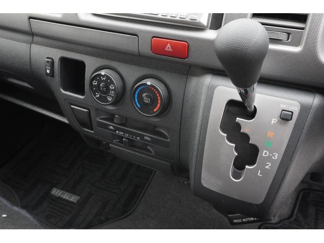 ハイエースバン ロングスーパーＧＬ　ＥＴＣ　両側スライドドア　キーレスエントリー　電動格納ミラー　ＡＴ　ＣＤ　ＭＤ　エアコン　パワーウィンドウ　運転席エアバッグ（14枚目）