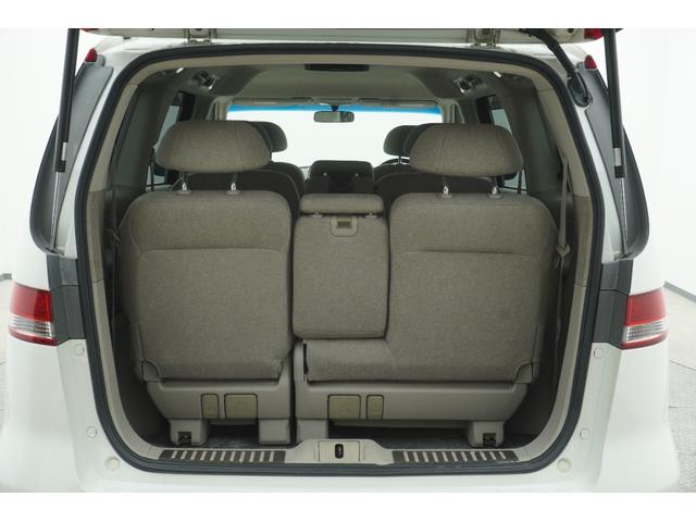 エリシオン Ｘ　ＥＴＣ　ナビ　ＴＶ　両側スライド・片側電動　ＨＩＤ　キーレスエントリー　３列シート　パワーシート　ＡＴ　アルミホイール　ＣＤ　盗難防止システム　衝突安全ボディ　ＡＢＳ　エアコン　パワーステアリング（19枚目）