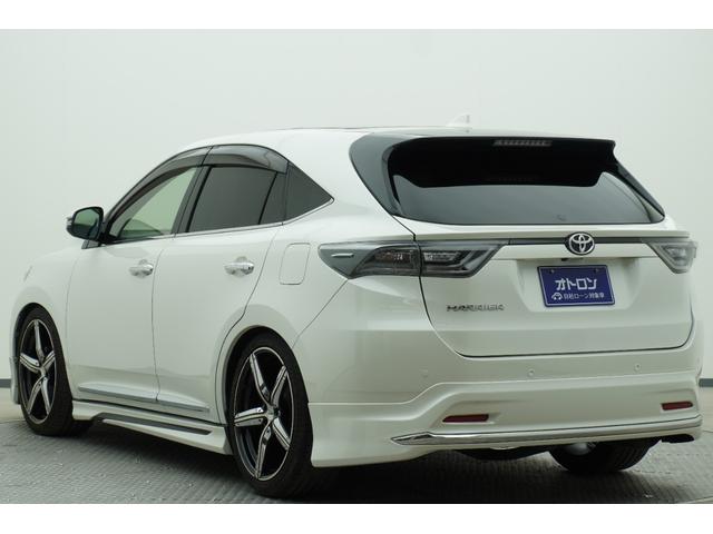 ハリアー プレミアム　アドバンスドパッケージ　全周囲カメラ　クリアランスソナー　オートクルーズコントロール　レーンアシスト　パワーシート　衝突被害軽減システム　ナビ　ＴＶ　オートマチックハイビーム　オートライト　ＬＥＤヘッドランプ　電動リアゲート（6枚目）