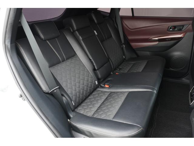 ハリアー プレミアム　アドバンスドパッケージ　全周囲カメラ　クリアランスソナー　オートクルーズコントロール　レーンアシスト　パワーシート　衝突被害軽減システム　ナビ　ＴＶ　オートマチックハイビーム　オートライト　ＬＥＤヘッドランプ　電動リアゲート（8枚目）