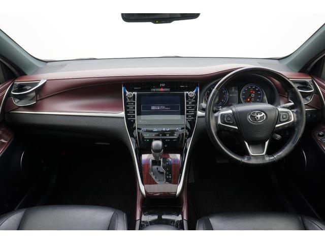 ハリアー プレミアム　アドバンスドパッケージ　全周囲カメラ　クリアランスソナー　オートクルーズコントロール　レーンアシスト　パワーシート　衝突被害軽減システム　ナビ　ＴＶ　オートマチックハイビーム　オートライト　ＬＥＤヘッドランプ　電動リアゲート（9枚目）