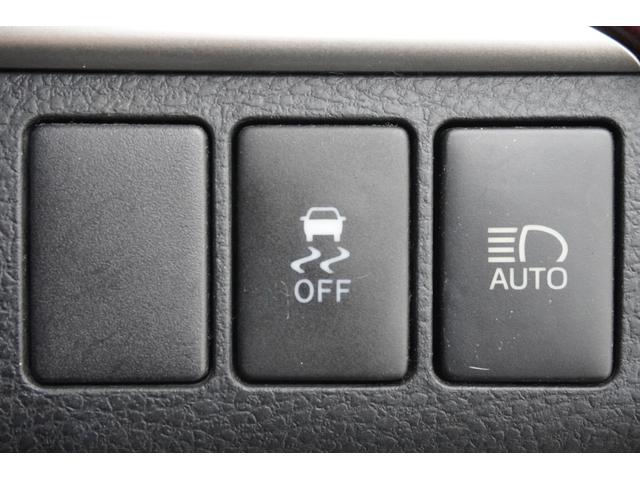 ハリアー プレミアム　アドバンスドパッケージ　全周囲カメラ　クリアランスソナー　オートクルーズコントロール　レーンアシスト　パワーシート　衝突被害軽減システム　ナビ　ＴＶ　オートマチックハイビーム　オートライト　ＬＥＤヘッドランプ　電動リアゲート（15枚目）
