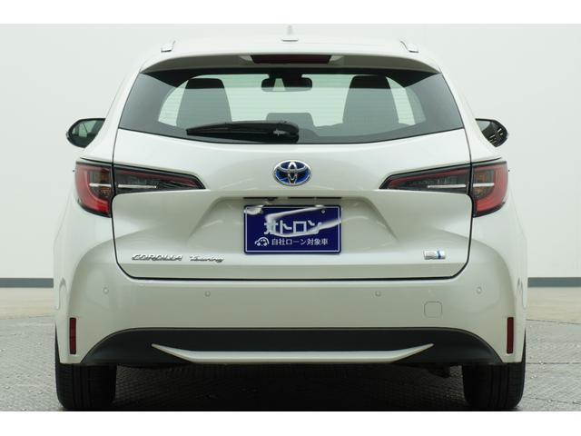 カローラツーリング ハイブリッド　Ｇ－Ｘ　バックカメラ　ナビ　クリアランスソナー　オートクルーズコントロール　レーンアシスト　衝突被害軽減システム　ＬＥＤヘッドランプ　スマートキー　ＣＶＴ　盗難防止システム　衝突安全ボディ　ＡＢＳ　ＥＳＣ（5枚目）