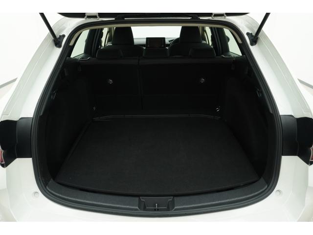 カローラツーリング ハイブリッド　Ｇ－Ｘ　バックカメラ　ナビ　クリアランスソナー　オートクルーズコントロール　レーンアシスト　衝突被害軽減システム　ＬＥＤヘッドランプ　スマートキー　ＣＶＴ　盗難防止システム　衝突安全ボディ　ＡＢＳ　ＥＳＣ（19枚目）