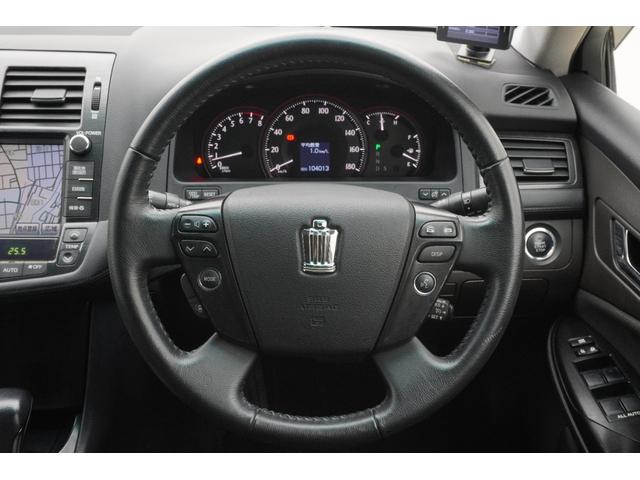 クラウン ３．５アスリート　ＥＴＣ　クリアランスソナー　オートクルーズコントロール　バックカメラ　ナビ　アルミホイール　ＨＩＤ　ＡＴ　スマートキー　盗難防止システム　パワーシート　ＣＤ　ＭＤ　ミュージックプレイヤー接続可（10枚目）