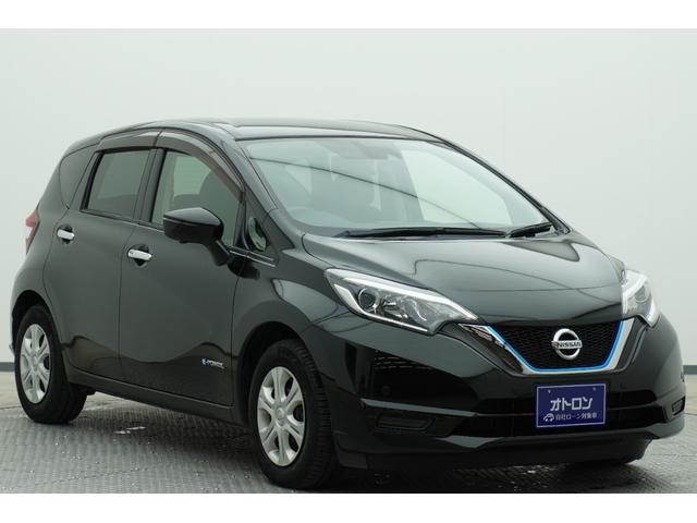 ノート ｅ－パワー　Ｘ　ＥＴＣ　全周囲カメラ　ナビ　ＴＶ　衝突被害軽減システム　スマートキー　ＣＶＴ　盗難防止システム　衝突安全ボディ　ＡＢＳ　ＥＳＣ　ＣＤ　ＵＳＢ　ミュージックプレイヤー接続可　Ｂｌｕｅｔｏｏｔｈ　エアコン（3枚目）