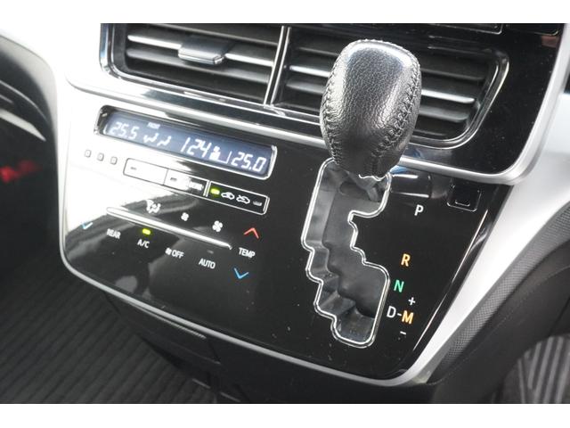 エスティマ アエラス　プレミアム　ＥＴＣ　バックカメラ　ナビ　オートクルーズコントロール　レーンアシスト　衝突被害軽減システム　両側電動スライドドア　ＬＥＤヘッドランプ　スマートキー　後席モニター　３列シート　パワーシート　ＣＶＴ（18枚目）