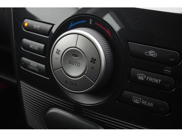 ビアンテ グランツ-スカイアクティブ 両側電動スライドドア HID スマートキー アイドリングストップ 3列シート AT アルミホイール 盗難防止システム 衝突安全ボディ ABS ESC エアコン パワーステアリング パワーウィンドウ(13枚目)