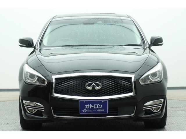 フーガ ３７０ＧＴ　ＦＯＵＲ　４ＷＤ　クリアランスソナー　オートクルーズコントロール　衝突被害軽減システム　全周囲カメラ　ナビ　アルミホイール　オートライト　ＬＥＤヘッドランプ　ＡＴ　スマートキー　電動格納ミラー　盗難防止システム（2枚目）