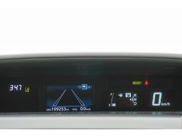 プリウスアルファ Ｇツーリングセレクション　ＥＴＣ　バックカメラ　ＴＶ　オートクルーズコントロール　アルミホイール　ＬＥＤヘッドランプ　パワーシート　スマートキー　ＣＶＴ　盗難防止システム　衝突安全ボディ　ＡＢＳ　ＥＳＣ　ＣＤ（11枚目）