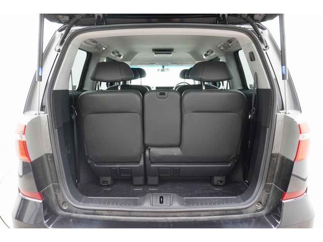 エリシオンプレステージ Ｓ　ＨＤＤナビスペシャルパッケージ　ＥＴＣ　バックカメラ　ナビ　両側スライドドア　ＨＩＤ　キーレスエントリー　電動格納ミラー　後席モニター　３列シート　フルフラット　ＡＴ　アルミホイール　ＣＤ　盗難防止システム　衝突安全ボディ　ＡＢＳ（19枚目）