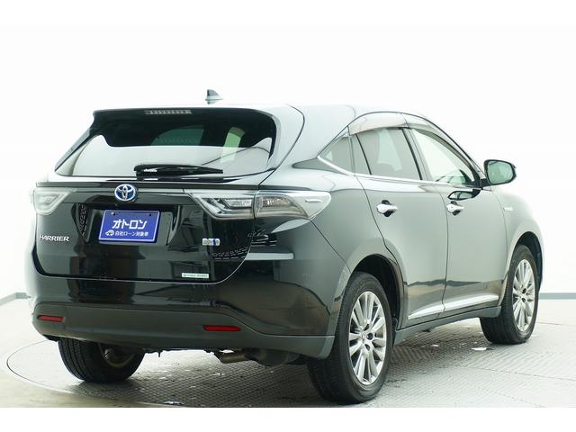 ハリアーハイブリッド プレミアム　４ＷＤ　バックカメラ　オートクルーズコントロール　レーンアシスト　ナビ　オートマチックハイビーム　オートライト　電動リアゲート　アルミホイール　スマートキー　電動格納ミラー　ＣＶＴ　盗難防止システム（4枚目）