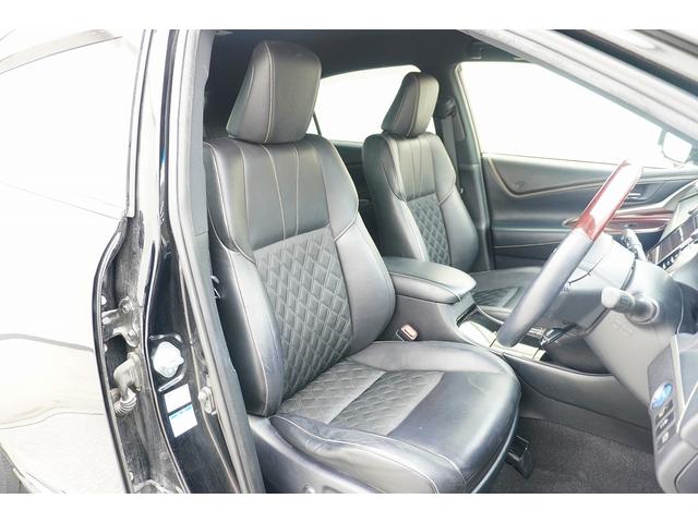 ハリアーハイブリッド プレミアム　４ＷＤ　バックカメラ　オートクルーズコントロール　レーンアシスト　ナビ　オートマチックハイビーム　オートライト　電動リアゲート　アルミホイール　スマートキー　電動格納ミラー　ＣＶＴ　盗難防止システム（7枚目）