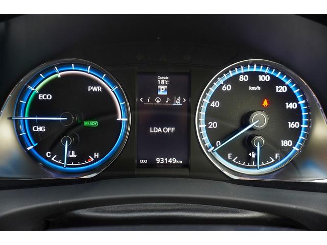 ハリアーハイブリッド プレミアム　４ＷＤ　バックカメラ　オートクルーズコントロール　レーンアシスト　ナビ　オートマチックハイビーム　オートライト　電動リアゲート　アルミホイール　スマートキー　電動格納ミラー　ＣＶＴ　盗難防止システム（11枚目）
