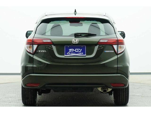 ヴェゼル ハイブリッドＺ　ＥＴＣ　バックカメラ　オートクルーズコントロール　衝突被害軽減システム　ナビ　ＴＶ　ＬＥＤヘッドランプ　アルミホイール　スマートキー　アイドリングストップ　シートヒーター　ＡＴ　盗難防止システム（5枚目）