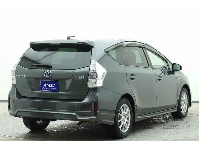 プリウスアルファ Ｓ　ＥＴＣ　バックカメラ　ナビ　ＴＶ　アルミホイール　スマートキー　ＣＶＴ　盗難防止システム　衝突安全ボディ　ＡＢＳ　ＣＤ　Ｂｌｕｅｔｏｏｔｈ　エアコン　パワーステアリング　パワーウィンドウ（4枚目）