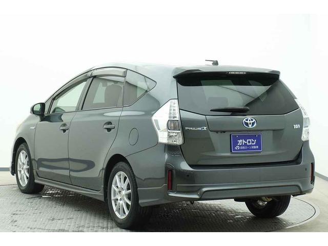 プリウスアルファ Ｓ　ＥＴＣ　バックカメラ　ナビ　ＴＶ　アルミホイール　スマートキー　ＣＶＴ　盗難防止システム　衝突安全ボディ　ＡＢＳ　ＣＤ　Ｂｌｕｅｔｏｏｔｈ　エアコン　パワーステアリング　パワーウィンドウ（6枚目）