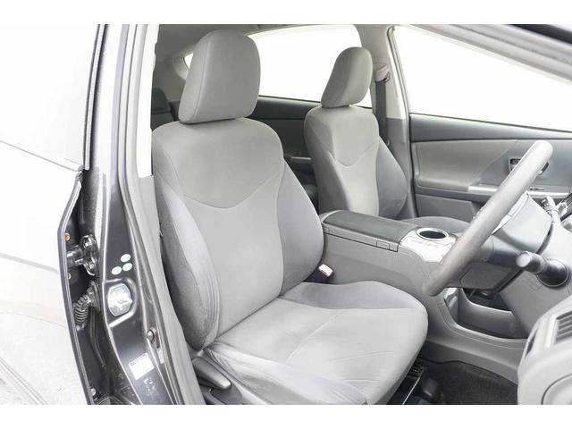 プリウスアルファ Ｓ　ＥＴＣ　バックカメラ　ナビ　ＴＶ　アルミホイール　スマートキー　ＣＶＴ　盗難防止システム　衝突安全ボディ　ＡＢＳ　ＣＤ　Ｂｌｕｅｔｏｏｔｈ　エアコン　パワーステアリング　パワーウィンドウ（7枚目）