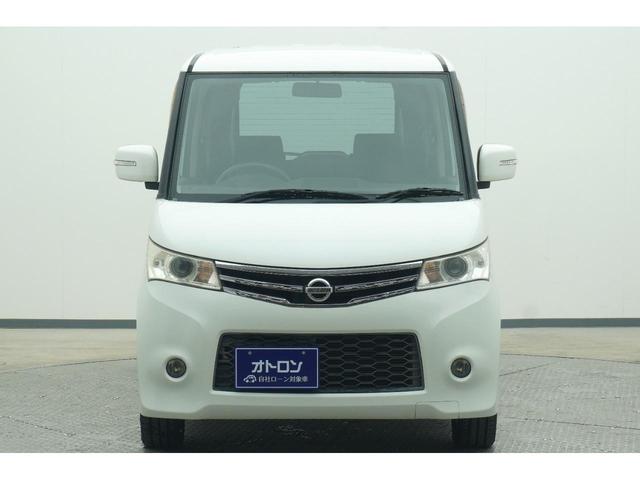 ルークス ハイウェイスター　両側スライド・片側電動　オートライト　ＨＩＤ　スマートキー　電動格納ミラー　ベンチシート　ＣＶＴ　盗難防止システム　ＡＢＳ　ＣＤ　ＭＤ　アルミホイール　衝突安全ボディ　エアコン　パワーステアリング（2枚目）