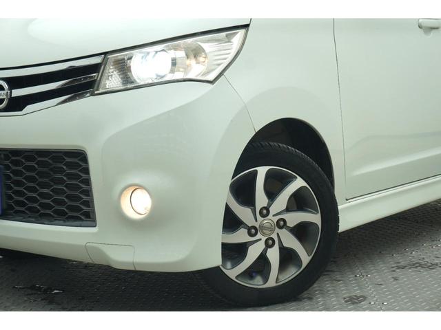 ルークス ハイウェイスター　両側スライド・片側電動　オートライト　ＨＩＤ　スマートキー　電動格納ミラー　ベンチシート　ＣＶＴ　盗難防止システム　ＡＢＳ　ＣＤ　ＭＤ　アルミホイール　衝突安全ボディ　エアコン　パワーステアリング（20枚目）