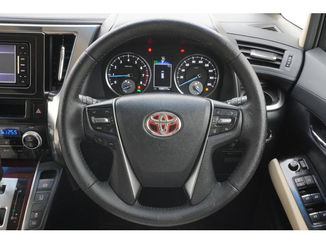 アルファード ２．５Ｘ　ＥＴＣ　バックカメラ　クリアランスソナー　両側スライド・片側電動　ＬＥＤヘッドランプ　スマートキー　電動格納ミラー　３列シート　ウォークスルー　ＣＶＴ　アルミホイール　盗難防止システム　衝突安全ボディ（11枚目）