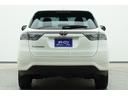 ハリアー プレミアム　アドバンスドパッケージ　４ＷＤ　全周囲カメラ　クリアランスソナー　オートクルーズコントロール　レーンアシスト　パワーシート　衝突被害軽減システム　ナビ　ＴＶ　オートマチックハイビーム　オートライト　電動リアゲート（5枚目）