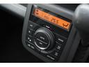 Ｘ　スマートキー　電動格納ミラー　ベンチシート　ＣＶＴ　盗難防止システム　ＡＢＳ　衝突安全ボディ　エアコン　パワーステアリング　パワーウィンドウ（13枚目）