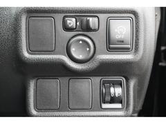 ���ʼ����墣�������Ƥ������ξ���Ф��ơ��������᤭�ڤӼ���Υ롼�९�꡼�˥󥰤�»ܤ��Ƥ���ޤ��������ޤ����ˤ��Ƥ���ŹƬ���¤٤Ƥ���ޤ��� 3