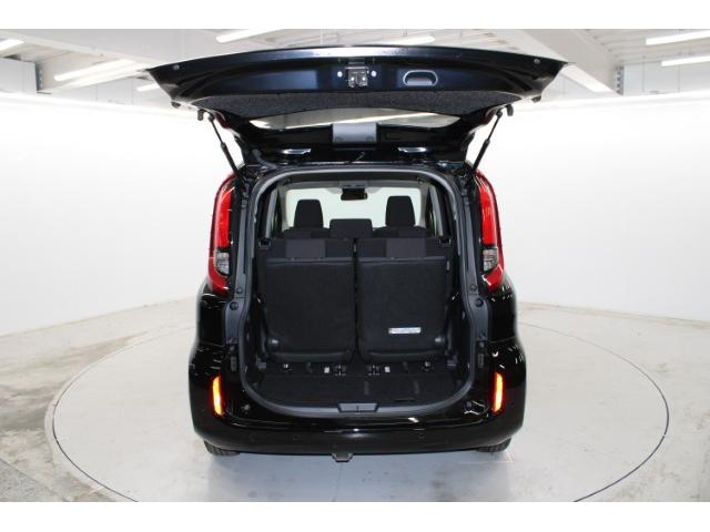 シエンタ ハイブリッドＧ　現行型　禁煙　８インチディスプレイオーディオ　バックモニター　セーフティセンス　ブラインドスポットモニター　レーダークルーズコントロール　両側電動スライドドア　オートマチックハイビーム　ＥＴＣ　ＵＳＢ（77枚目）