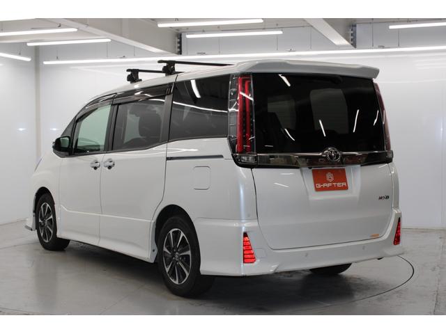 ノア Ｓｉ　ダブルバイビーＩＩ　後期型　禁煙車　モデリスタフルエアロ　後席モニター　カロッツェリアナビ　バックカメラ　フルセグ　メーカーＯＰハーフレザーシート　両側電動　クルーズコントロール　セーフティセンス　クリアランスソナー（9枚目）