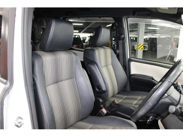 ノア Ｓｉ　ダブルバイビーＩＩ　後期型　禁煙車　モデリスタフルエアロ　後席モニター　カロッツェリアナビ　バックカメラ　フルセグ　メーカーＯＰハーフレザーシート　両側電動　クルーズコントロール　セーフティセンス　クリアランスソナー（27枚目）