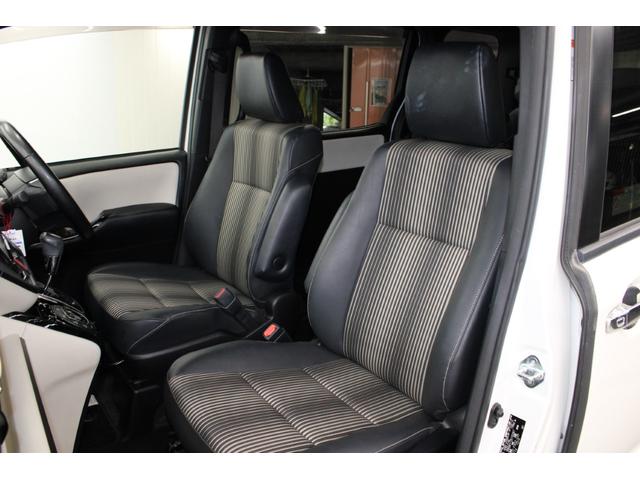 ノア Ｓｉ　ダブルバイビーＩＩ　後期型　禁煙車　モデリスタフルエアロ　後席モニター　カロッツェリアナビ　バックカメラ　フルセグ　メーカーＯＰハーフレザーシート　両側電動　クルーズコントロール　セーフティセンス　クリアランスソナー（40枚目）