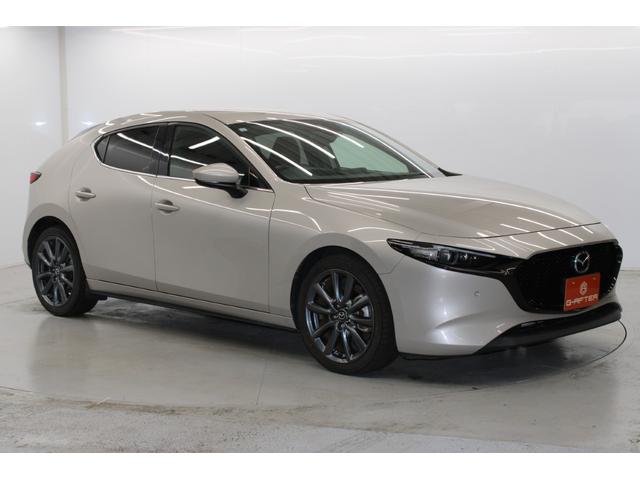 ＭＡＺＤＡ３ファストバック ２０Ｓバーガンディ　セレクション　１オーナー／６速ＭＴ／アラウンドビューモニター／ブラインドスポットモニター／ＢＯＳＥサウンド／シートヒーター／レーダークルーズコントロール／衝突軽減ブレーキ／オートブレーキホールド／ＥＴＣ／（4枚目）