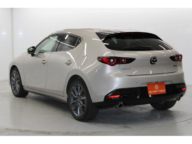 ＭＡＺＤＡ３ファストバック ２０Ｓバーガンディ　セレクション　１オーナー／６速ＭＴ／アラウンドビューモニター／ブラインドスポットモニター／ＢＯＳＥサウンド／シートヒーター／レーダークルーズコントロール／衝突軽減ブレーキ／オートブレーキホールド／ＥＴＣ／（8枚目）