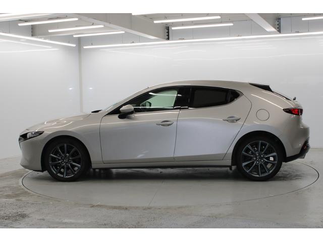 ＭＡＺＤＡ３ファストバック ２０Ｓバーガンディ　セレクション　１オーナー／６速ＭＴ／アラウンドビューモニター／ブラインドスポットモニター／ＢＯＳＥサウンド／シートヒーター／レーダークルーズコントロール／衝突軽減ブレーキ／オートブレーキホールド／ＥＴＣ／（9枚目）