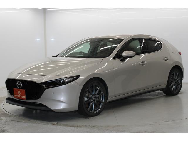 ＭＡＺＤＡ３ファストバック ２０Ｓバーガンディ　セレクション　１オーナー／６速ＭＴ／アラウンドビューモニター／ブラインドスポットモニター／ＢＯＳＥサウンド／シートヒーター／レーダークルーズコントロール／衝突軽減ブレーキ／オートブレーキホールド／ＥＴＣ／（10枚目）