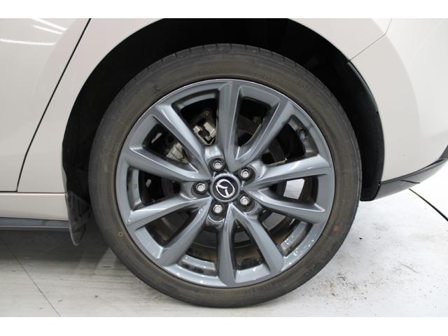 ＭＡＺＤＡ３ファストバック ２０Ｓバーガンディ　セレクション　１オーナー／６速ＭＴ／アラウンドビューモニター／ブラインドスポットモニター／ＢＯＳＥサウンド／シートヒーター／レーダークルーズコントロール／衝突軽減ブレーキ／オートブレーキホールド／ＥＴＣ／（21枚目）