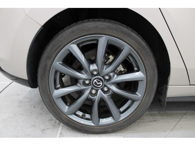 ＭＡＺＤＡ３ファストバック ２０Ｓバーガンディ　セレクション　１オーナー／６速ＭＴ／アラウンドビューモニター／ブラインドスポットモニター／ＢＯＳＥサウンド／シートヒーター／レーダークルーズコントロール／衝突軽減ブレーキ／オートブレーキホールド／ＥＴＣ／（22枚目）