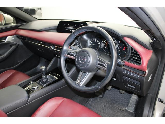 ＭＡＺＤＡ３ファストバック ２０Ｓバーガンディ　セレクション　１オーナー／６速ＭＴ／アラウンドビューモニター／ブラインドスポットモニター／ＢＯＳＥサウンド／シートヒーター／レーダークルーズコントロール／衝突軽減ブレーキ／オートブレーキホールド／ＥＴＣ／（23枚目）