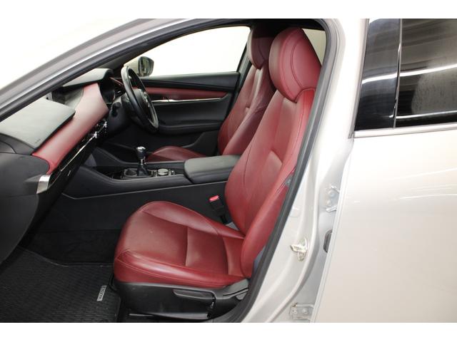 ＭＡＺＤＡ３ファストバック ２０Ｓバーガンディ　セレクション　１オーナー／６速ＭＴ／アラウンドビューモニター／ブラインドスポットモニター／ＢＯＳＥサウンド／シートヒーター／レーダークルーズコントロール／衝突軽減ブレーキ／オートブレーキホールド／ＥＴＣ／（39枚目）