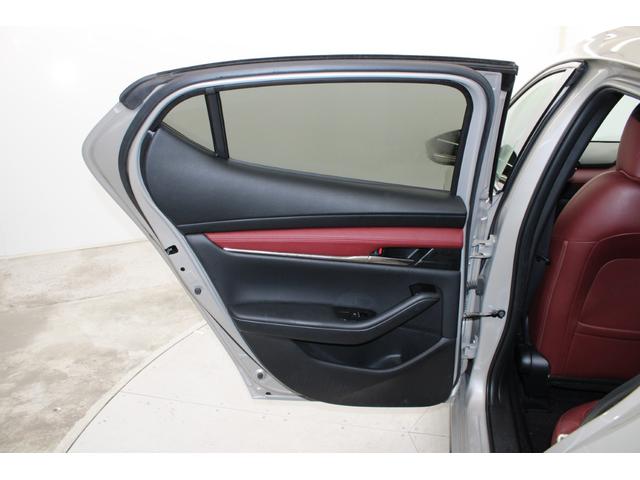 ＭＡＺＤＡ３ファストバック ２０Ｓバーガンディ　セレクション　１オーナー／６速ＭＴ／アラウンドビューモニター／ブラインドスポットモニター／ＢＯＳＥサウンド／シートヒーター／レーダークルーズコントロール／衝突軽減ブレーキ／オートブレーキホールド／ＥＴＣ／（45枚目）